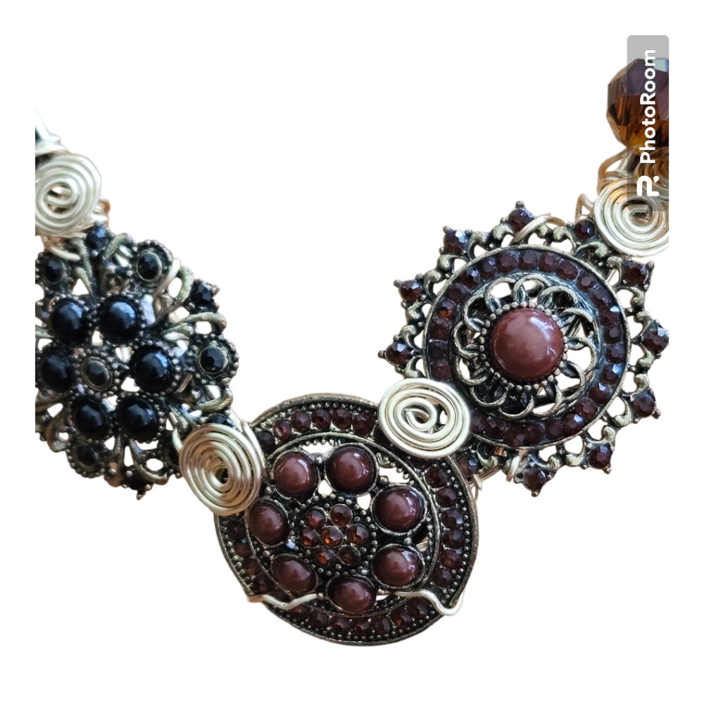 Vintage Gold Tone Neck Collar by Best - Picture 4 of 7